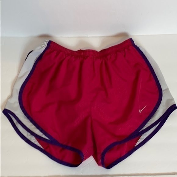 Nike Small Women’s Athletic Shorts Size Small - Picture 2 of 9